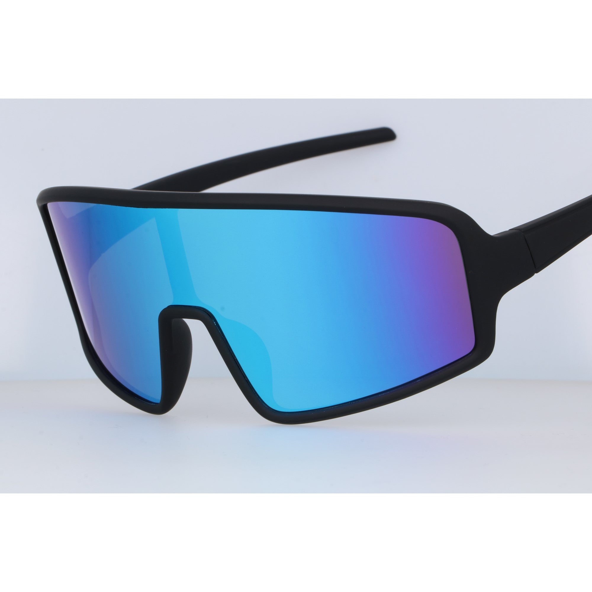 915e761d566bae6e41a7707ccef0068c