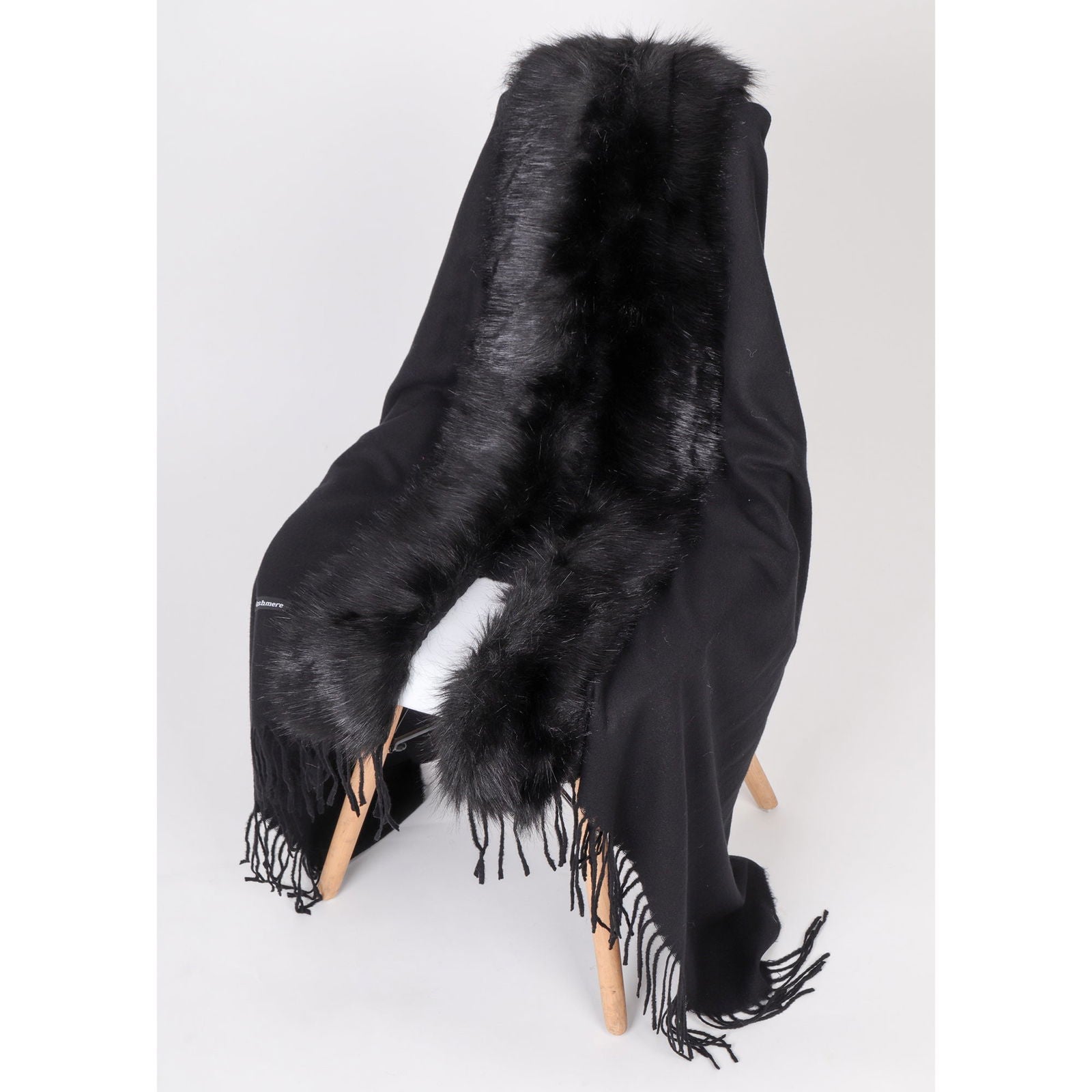 Szal FUR BOLERO BLACK HAGNE